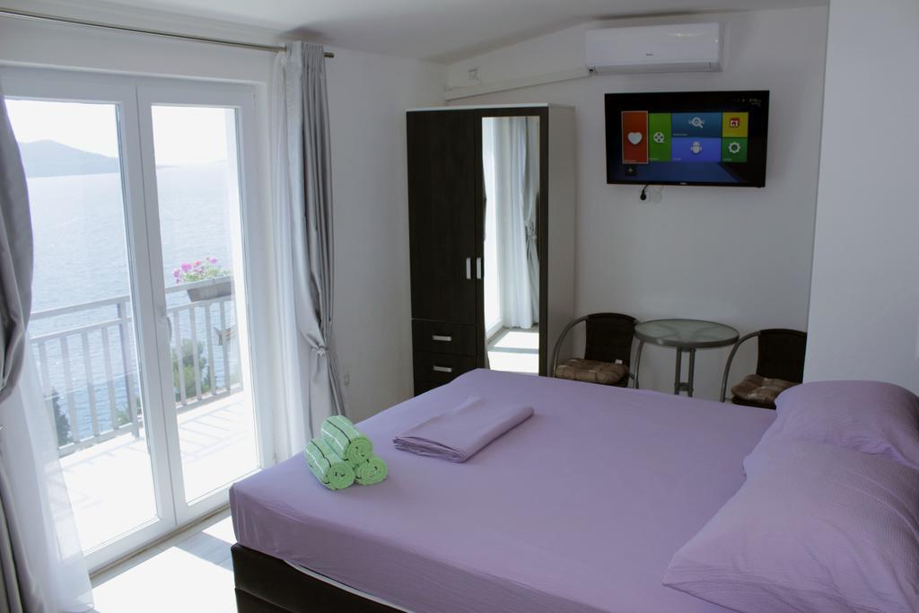Guest House Put 内乌姆 外观 照片