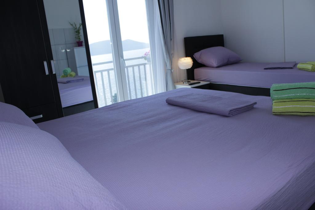 Guest House Put 内乌姆 外观 照片