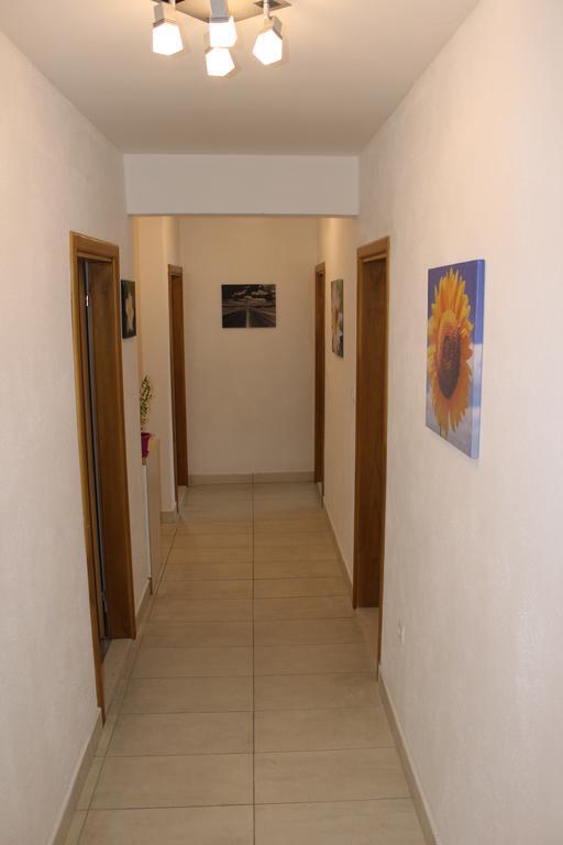 Guest House Put 内乌姆 外观 照片